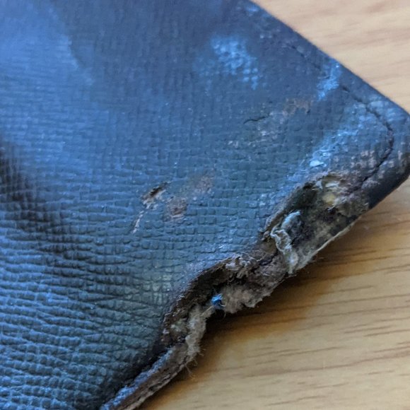 Louis Vuitton Key Holder/Wallet #782*** - Picture 6 of 7